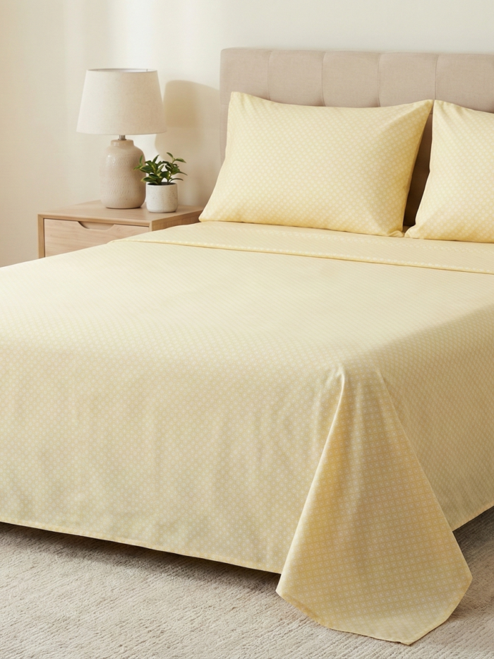 Ideas Home – Pastel Yellow Dotted King Size 3-Piece Bedsheet Set
